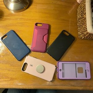 5 different 7+ comparable iPhone cases